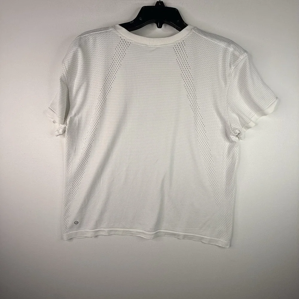 lululemon Women's Short Sleeve Crew Neck White 14